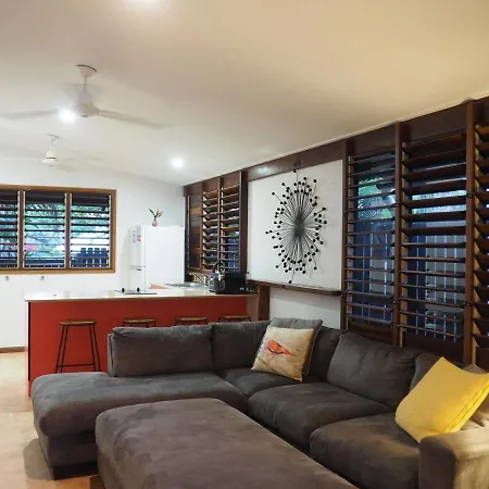 Cassawong Cottages Mission Beach Exterior photo